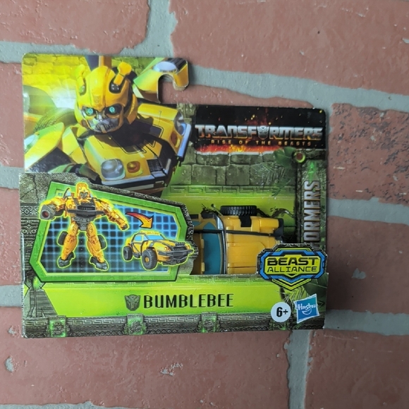 Other - Hasbro Bumblebee Kids Toy - Yellow Transformers Action Figure